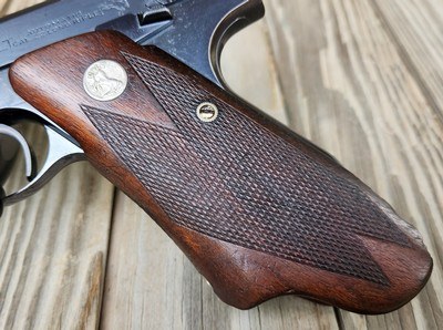 Colt Woodsman Match Target Bullseye 1940 Production 22LR - Image 4 of 16