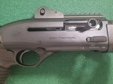 Beretta 1301 Tactical Semi Auto Shotgun 12 guage - 5 of 10
