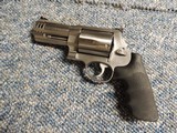 Smith & Wesson Model 500 - 2 of 10