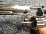 Smith & Wesson Model 617-6 - 10 of 14