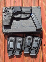 CZ 75 SP-01 Tactical 9mm pistol extra mags holster hard case - 11 of 11