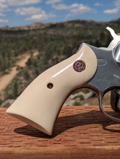 Ruger Redhawk 357 Magnum 5.5
