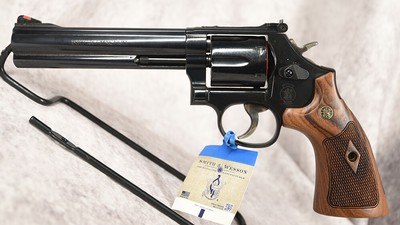 Smith & Wesson 586 Blued .357 Magnum 6