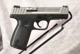 Smith & Wesson SD9 VE 9mm 4