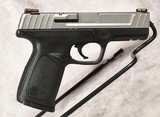 Smith & Wesson SD40 VE .40 S&W4