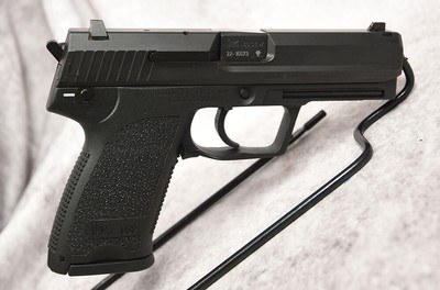 Heckler & Koch USP .40 S&W 4