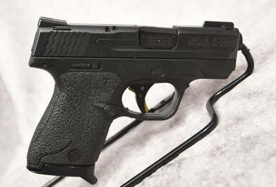 Smith & Wesson M&P 40 Shield with Additional 9mm Barrel Kit (010) - Image 1 of 2