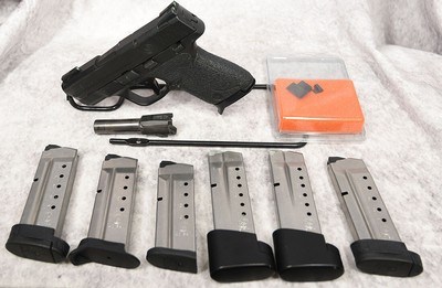 Smith & Wesson M&P 40 Shield with Additional 9mm Barrel Kit (010) - Image 2 of 2