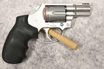 Colt Cobra Stainless .38 Special 2