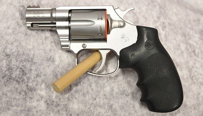 Colt Cobra Stainless .38 Special 2