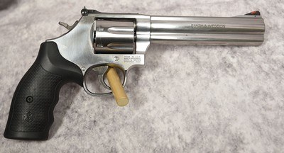 Smith & Wesson 686 Plus .357 Magnum 7 Shot Stainless L Frame 4