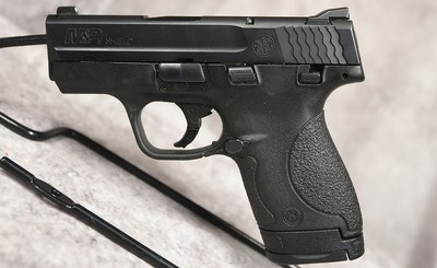 Smith & Wesson M&P 9Shield Compact 9mm 3