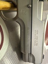 Smith & Wesson 4586 - Image 2 of 7