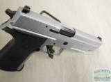 Sig P226-9
9mm, 4.4" Stainless steel - 2 of 5