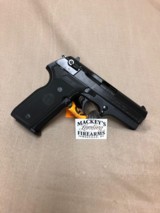 Stoeger Cougar.40 S&W - 2 of 6