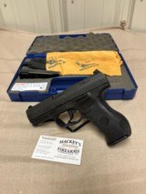 Smith & Wesson Model SW999mm - 2 of 5