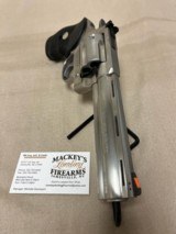 Colt Anaconda (old model) - 3 of 9