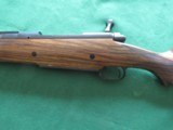 DAKOTA 76 AFRICAN in 416 RIGBY. STUNNING WOOD! NEW and UNFIRED - 2 of 11