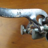 10 ga. ROLL CRIMPING TOOL. ENGLISH ANTIQUE BENCH MOUNT. - 5 of 7