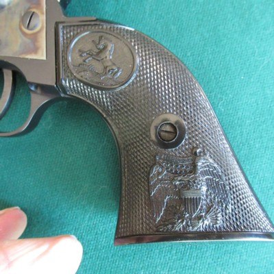 COLT NEW FRONTIER 22. BLUE & CASE COLOR. EXCELLENT - Image 4 of 9