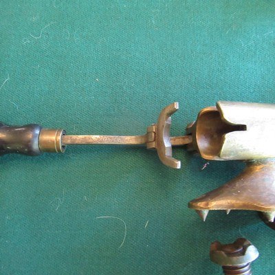 Peter Webley & Son 12 Ga. Roll Crimping Tool. Bronze Body. Very nice condition and works fine. - Image 4 of 5