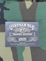 HUNGARIAN AMERICAN HISTORICAL FOUNDATION F.E.G. AK-47 SA-85M VIETNAM WAR TROPHY EDITION 1 OF 1500 MADE GOLD INLAY/ENGRAVED W/ GLASS CAMO CASE 7.62X39 - 3 of 25