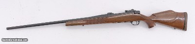 WEATHERBY MARK V BOLT ACTION U.S. MANUFACTURED .257 WEATHERBY MAGNUM W/ SCOPE BASES 26" BARREL CHECKERED WOOD STOCK