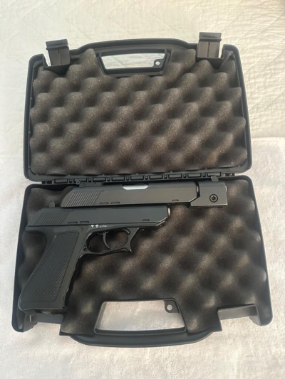 HK P9S Sport Group III kit includes standard and extended barrel with a compensator - Image 8 of 9