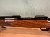 **NIB** Weatherby Mark V Deluxe 300 Weatherby Magnum - 8 of 15 **NIB** Weatherby Mark V Deluxe 300 Weatherby Magnum - 8 of 15