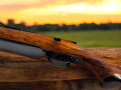 ESTATE COLLECTOR'S RIFLE****1974 Weatherby .300 WBY MAG DELUXE Howa/Japanese made Rifle w/Weatherby Supreme Scope*** LH ***High Grade 90%*** - Image 5 of 14
