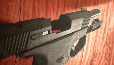 Mossberg MC2-SC MICRO-Compact Semi-Auto 9mm Pistol - Image 3 of 4