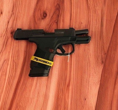 Mossberg MC2-SC MICRO-Compact Semi-Auto 9mm Pistol - Image 2 of 4