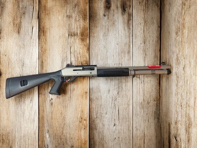 LEGENDARY Benelli M4 H2O TACTICAL MARINE Semi-Auto 12GAUGE Shotgun! Just add your boat and maybe an Optic!