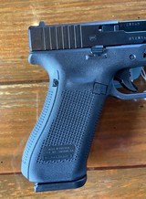 Glock G17 Gen 5 FS Chambered in 9mm - Image 5 of 9