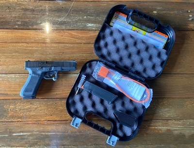 Glock G17 Gen 5 FS Chambered in 9mm - Image 1 of 9