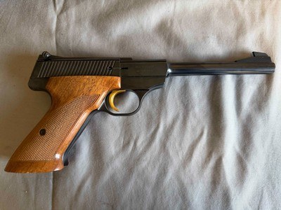 Browning Challenger Pistol Chambered in .22 LR - Image 2 of 4