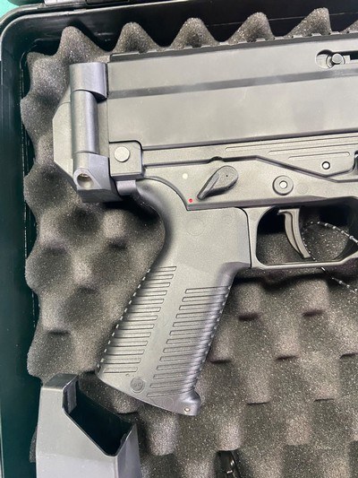 ****NEW***UNFIRED*** B&T (Brugger & Thomet) APC45 PRO Semi-Automatic 45CAL Pistol 7" Bbl 25rd ****Limited Production Run - Image 8 of 11