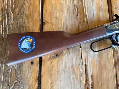 Henry Law Enforcement Tribute Edition Lever Action Rifle Chambered in .22LR - Image 4 of 8