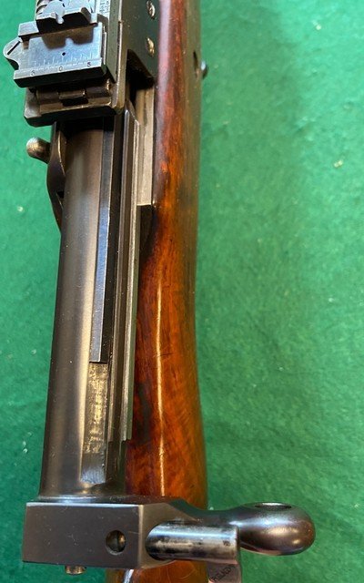 Vintage / Antique***Rare**** Canadian Officer / Canadian 1905 Ross Mark II Target Rifle from the British Military Chambered in .303 - Image 12 of 21