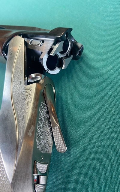Benelli 828u O/U Shotgun Chambered in 20 Gauge - Image 15 of 16