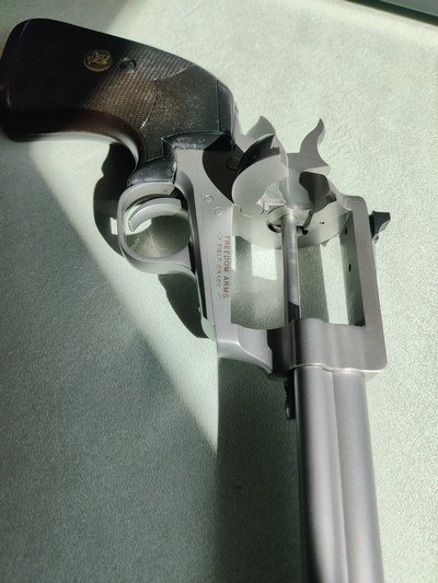 Freedom Arms Model 83 Field Grade - Image 9 of 13