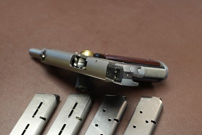 SIG SAUER 1911 C3+ Two Tone .45 ACP - Image 6 of 7