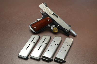 SIG SAUER 1911 C3+ Two Tone .45 ACP - Image 5 of 7