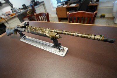 Weatherby Element in Bottomlands Camo 20ga with extras. - Image 4 of 12