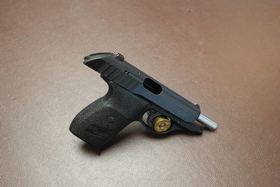 Sig 232 9mm Kurz .380 with factory case and manual. - Image 1 of 6