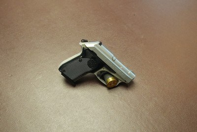 Beretta Tom Cat .32 Cal Stainless Ultra Sub Compact. - Image 1 of 6