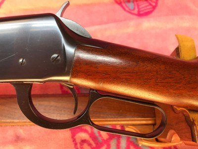 Winchester Model 94 Extended Forearm carbine in 25-35 Caliber AS NEW - Image 3 of 15