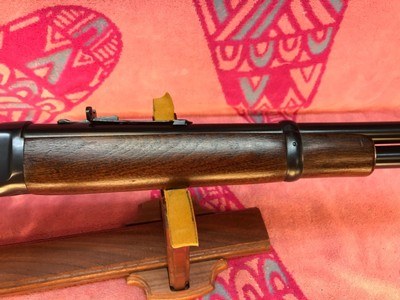 Winchester Model 94 Extended Forearm carbine in 25-35 Caliber AS NEW - Image 13 of 15