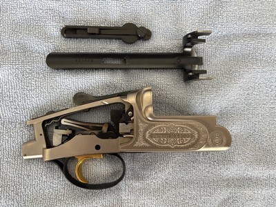 Perazzi MX2000 Receiver and Iron w/ selective Trigger - Image 1 of 9