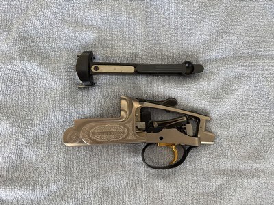 Perazzi MX2000 Receiver and Iron w/ selective Trigger - Image 2 of 9